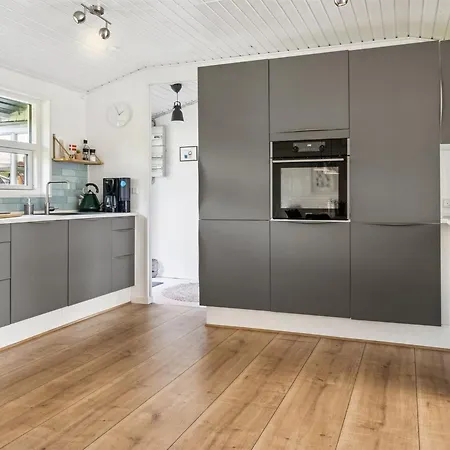 Prázdninový dům Sakulfuer - 390m From The Sea By Interhome